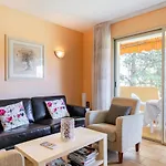 2 Bedroom Apartment With Balcony Close To The Sea